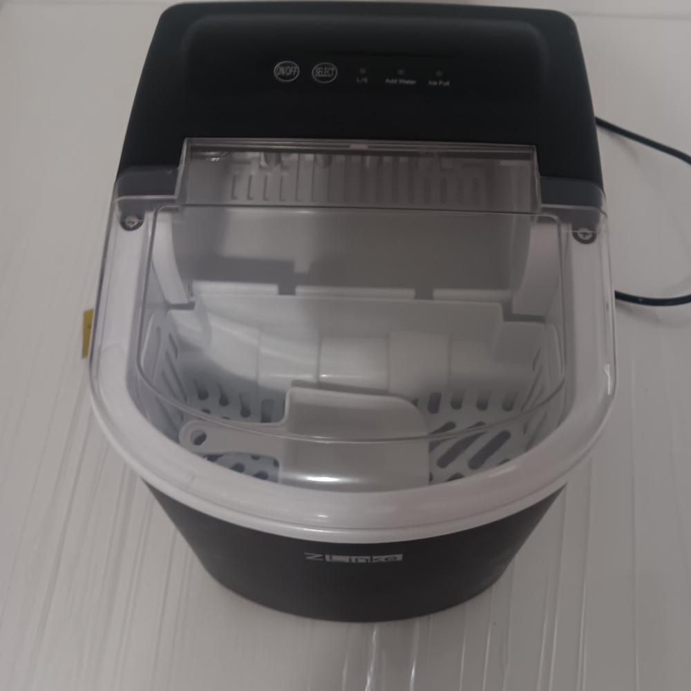 Zimtown Black Ice Maker